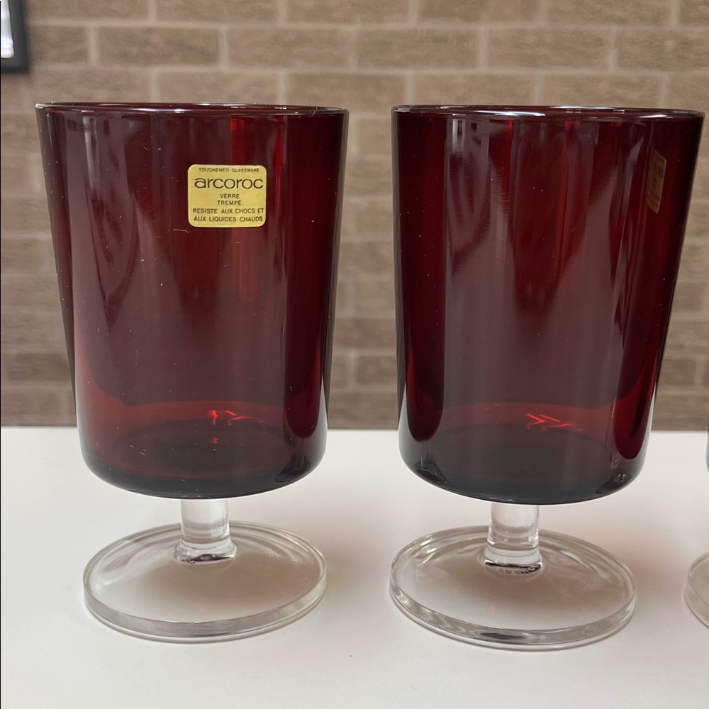 Arcoroc Ruby Red Glass Goblets - Set of 4 - Picture 3 of 11